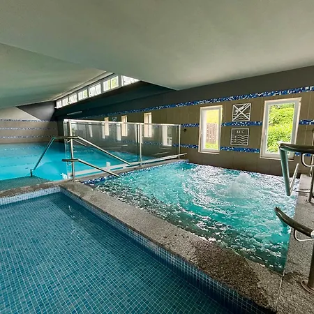 Zenit Wellness Balaton 4* فونيارتْسفاشغ