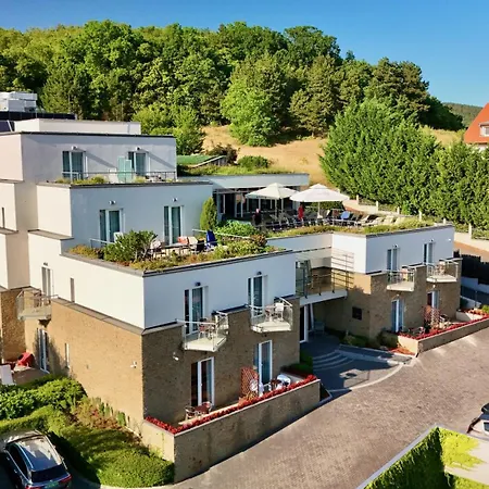 Zenit Wellness Balaton فندق