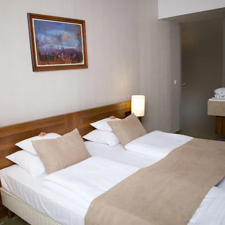 Ξενοδοχείο Zenit Wellness Balaton