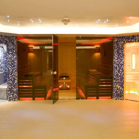 Hotel Zenit Wellness Balaton 4*