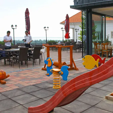 Zenit Wellness Balaton 4*