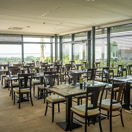 Szálloda Zenit Wellness Balaton Vonyarcvashegy