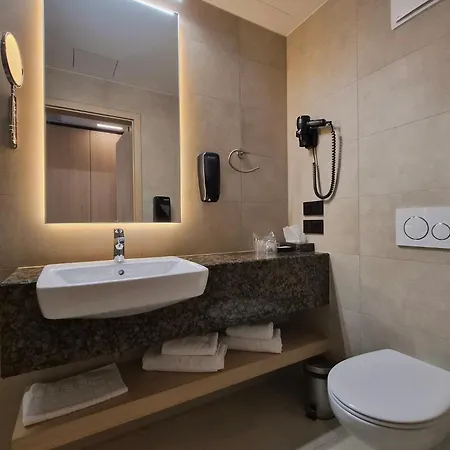 Zenit Wellness Balaton Szálloda Vonyarcvashegy