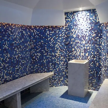 Zenit Wellness Balaton فونيارتْسفاشغ