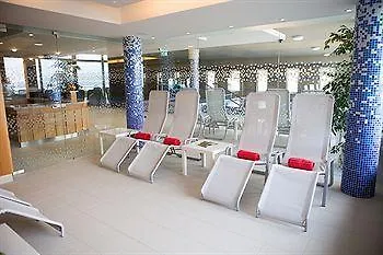 فندق Zenit Wellness Balaton