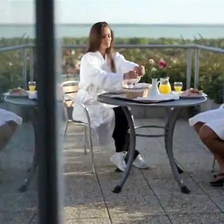 Zenit Wellness Balaton 4*