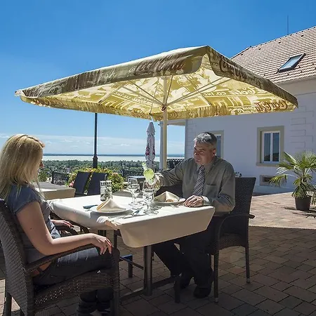 Zenit Wellness Balaton 4* Vonyarcvashegy