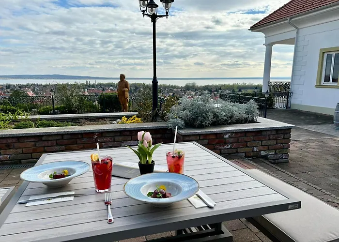 Zenit Wellness Balaton Hotel 4*