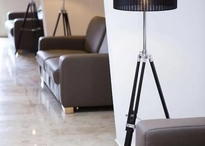 Zenit Wellness Balaton ホテル ボニャルツバシュ